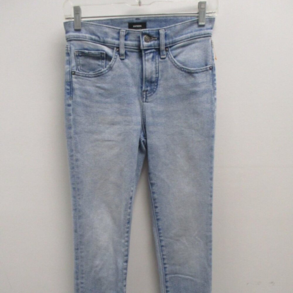 Express Skyscraper Mid Rise Hyper Sculpt & Stretch Light Wash Denim Jeans